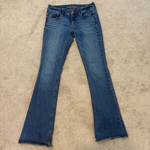 American Eagle Artist Stretch Flared Women’s Jeans Low Rise Size 8 X-Long